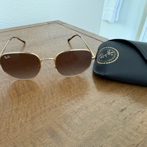 Ray-Ban Hexagonal Sunglasses - Picture 5 of 11